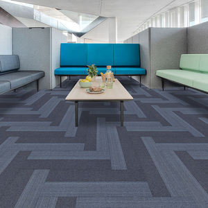 Alfombra Modular de Alta Calidad 50x50, Diseño Moderno con Bucle Acolchado, Resistente a las Manchas, Apta para Mascotas, para Uso Doméstico y Comercial - Product Image 2