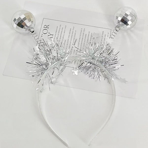 Diadema Alienígena de Alta Gama Personalizada, en Plata y Verde, Accesorio para el Cabello con Hebilla en Forma de Cabeza de Martiano - Product Image 4