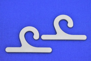 ที่แขวนพลาสติกเป็นมิตรกับสิ่งแวดล้อม H49 mapka อุปกรณ์เสื้อผ้าที่ดีที่สุดสำหรับแขวนถุงเท้าเสื้อผ้าสีขาวและสีดำ - Product Image 3