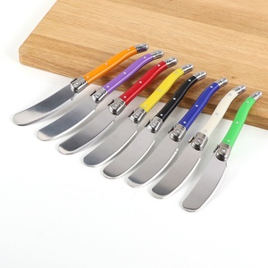 Ensemble de 8 couteaux à beurre style <span class=keywords><strong>Laguiole</strong></span> avec manches colorés pour fromage et charcuterie, manches en ABS de qualité alimentaire - Product Image 2