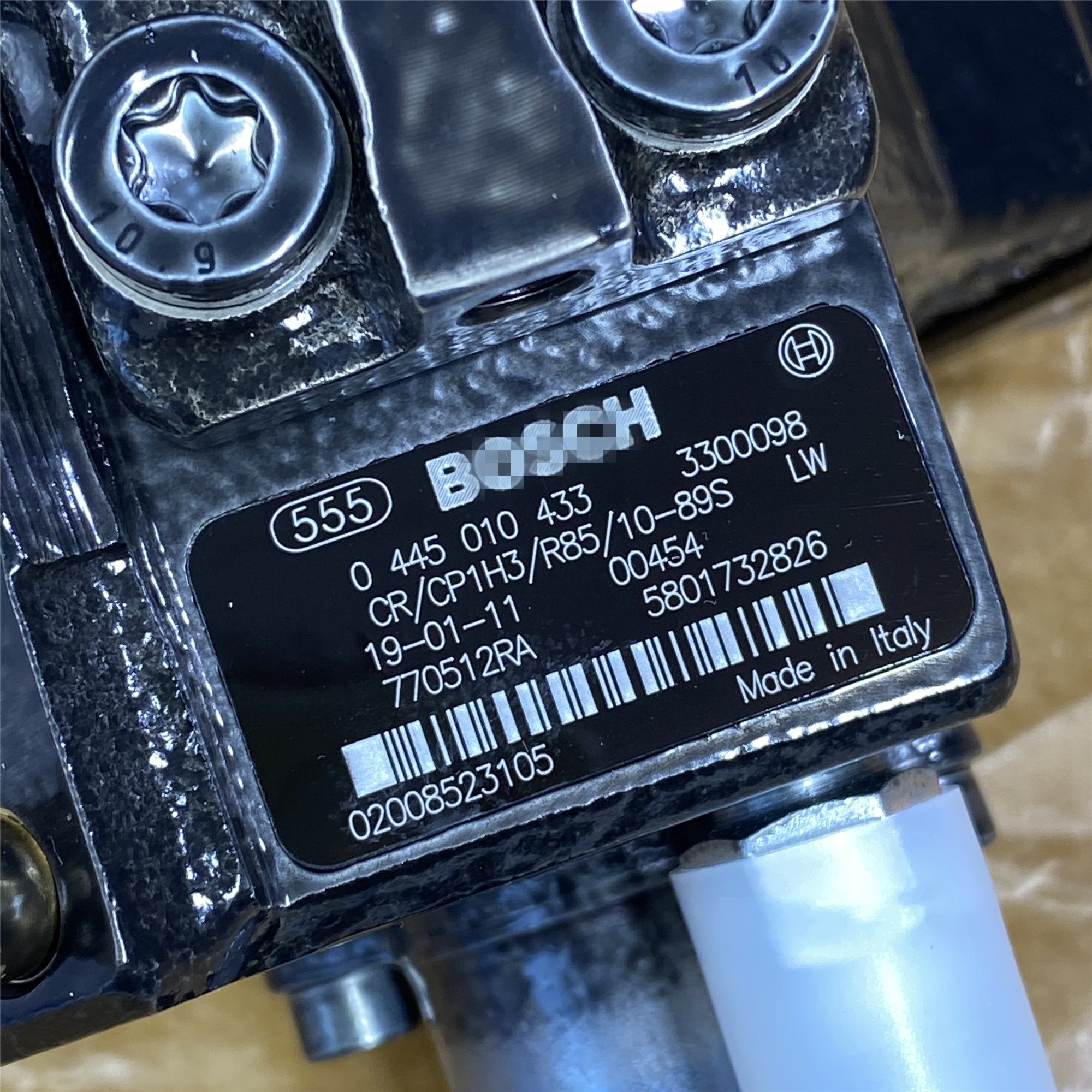common rail pump 0445010433 diesel fuel pump 0445010433 5801732826 oil pump for IVECO