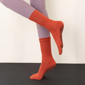 Người Phụ Nữ Chuyên Nghiệp Tập Thể Dục Yoga Vớ Tùy Chỉnh Thiết Kế 5 Toe Giữa Ống Yoga Vớ Không Trượt Yoga Pilates Vớ - Product Image 6