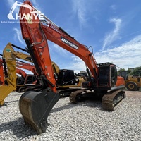 Excavatrice Doosan DX300LCA d'occasion de haute qualité, faible nombre d'heures de travail, état d'origine, pelle sur chenilles prête pour expédition maritime