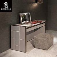 Italienisches Neuestes Top-Angebot Neues Design Luxus Schlafzimmer Möbel Hochwertiges Leder Doppelbett Großes Kopfteil Luxus King-Size-Bett