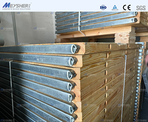 Palettes en bois sur mesure MEYSHER pour machine à blocs, palettes en bois résistantes à l'humidité pour machine à pavés - Product Image 4