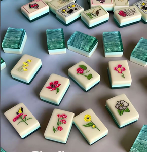 Juego de Fichas de Mahjong Americano de Lujo de 4 Capas de Acrílico - 160 Fichas Rosa Claro, Portátiles y Modernas, Estilo <span class=keywords><strong>Casino</strong></span> y Póker - Product Image 1