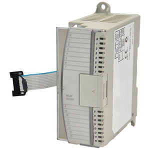 Nouveau Scellé 1762-L24BXB <span class=keywords><strong>SER</strong></span> C MicroLogix 1200 Contrôleur PLC industriel <span class=keywords><strong>24</strong></span> points avec programmation et communication RS485 en stock - Product Image 1