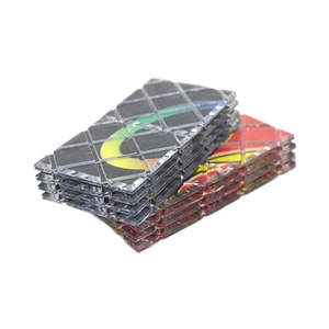 Tableau magique noir en huit parties avec fond rouge pour la course et la vitesse, jouet unisexe pour jeunes - Product Image 5