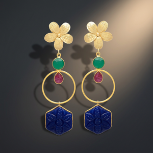 Nouvelles boucles d'oreilles pendantes ethniques en onyx vert et rubis avec motif floral - Product Image 2