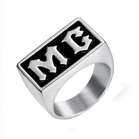 Vente en gros MC Bague pour homme Bijoux en acier inoxydable Bague de motard pour homme