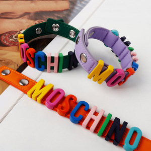 25mm 큰 구멍 빨강 파랑 색상 슬라이드 레터 참 플랫 가죽 팔찌 시계줄 합금 슬라이더 알파벳 비즈 - Product Image 3