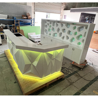Comptoir de bar pliable en forme de diamant en surface solide pour restaurant, cuisine, bar avec évier en acier inoxydable