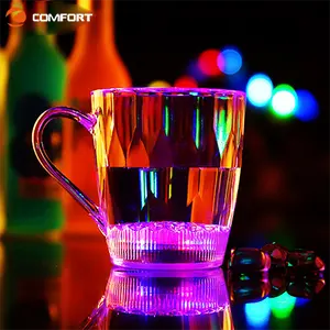 Barra de suministro de vasos de plástico Led, vaso de vidrio LED parpadeante colorido para Martini