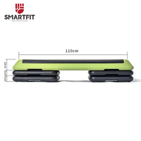 Plataformas de paso aeróbico SMARTFIT con elevadores ajustables Tablero de paso de ejercicio de estilo libre Gimnasio Paso aeróbico