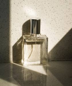 Nuevo <span class=keywords><strong>perfume</strong></span> mejor mezclado al por mayor spray para el cabello <span class=keywords><strong>perfume</strong></span> japonés usa Rosa Oud <span class=keywords><strong>santal</strong></span> <span class=keywords><strong>hombre</strong></span> <span class=keywords><strong>perfume</strong></span> <span class=keywords><strong>33</strong></span> - Product Image 6