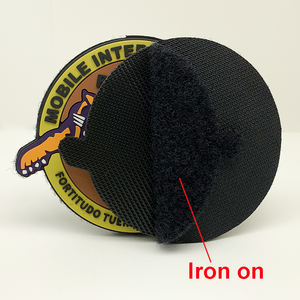 カスタム衣服3Dエンボス加工ジャガーロゴPVCシリコンラバーパッチフック付きループバック付きPVCパッチ帽子用最小 - Product Image 4