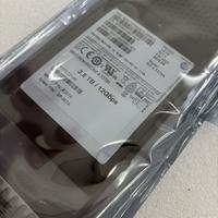 Untuk Hard Disk NETAPP X357A PM1643 MZILT3T8HALS-00AG3 3.8T SAS 12Gbps Tersedia di Stok