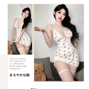 Vestido de Dormir con Tirantes y Escote Profundo en V con Estampado de Cerezas Blancas, Ropa de Dormir Suave y Sexy para Mujer - Product Image 3