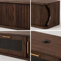 Moderner Wandmontierter Wohnzimmer-TV-Schrank mit Holzmaserung-Paneelen Seitliche Aufbewahrungstüren Zentrales Glasregal Anpassbares Design