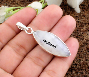 Colgante de Plata de Ley 925 con Baño de Platino y Piedra Lunar Arcoíris, Collar de Fuego Azul Natural, Piedra Lunar Genuina al por Mayor - Product Image 1