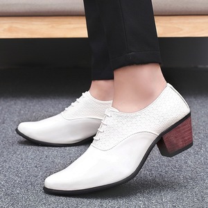 Mocassins de luxe faits à la main pour hommes chaussures en cuir Pu design italien pour hommes chaussures formelles chaussures plates pour hommes à <span class=keywords><strong>plateforme</strong></span> mocassins - Product Image 5