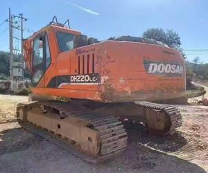 DH220LC-7 DOOSAN d'occasion EXCAVATRICE SUR CHENILLES DOSSAN 22t dx300lc-9 pelleteuse dh225lc-9 dh220lc-9 - Product Image 3
