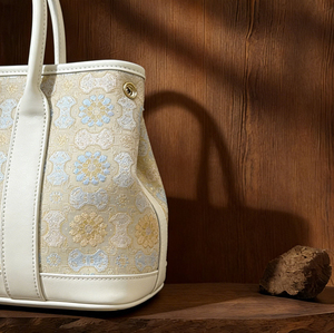 Borsa da Giardino in Broccato Song 100% Seta di Gelso Cinese con Motivo Ruyi <span class=keywords><strong>Victory</strong></span>, Personalizzabile con Logo OEM, Borsa a Mano e a Spalla per Donna - Product Image 4