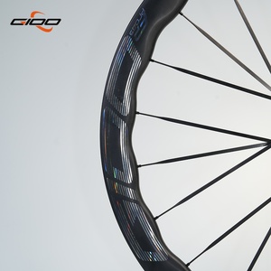 Roue de vélo de course GIOO F2 PRO 700c en fibre de carbone, système de frein à <span class=keywords><strong>disque</strong></span> à 3 rayons, jante tubulaire, largeur de jante 28 mm, anodisée - Product Image 6