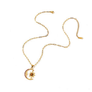 Collar con Colgante de Estrella y Luna, Chapado en Oro de 18k, con Circonita Roja, Regalo, Joyería de Moda - Product Image 4