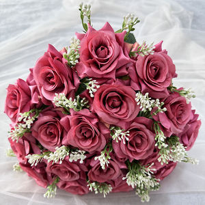 Penjualan paling laris pabrik bunga mawar buket bunga mawar buatan berkualitas tinggi dengan dekorasi Natal daun hijau - Product Image 3