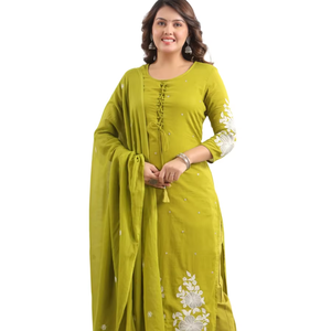 Conjunto de kurta: Compre al por mayor vestidos de mujer en línea, ropa casual de verano, moda india y pakistaní, elegante conjunto de top y pantalón. - Product Image 1