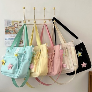 Sac <span class=keywords><strong>Tendance</strong></span> 2025 quotidien décontracté sac à bandoulière tout match petit frais couleur unie quotidien bandoulière sac fourre-tout mignon étoile à cinq branches - Product Image 1