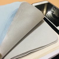 Chiffon de nettoyage pour lunettes en microfibre personnalisé pour le nettoyage des lentilles et des écrans de téléphone