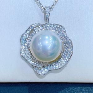 Collier de perles naturelles de haute qualité, tendance, 9-14 mm, couleurs mélangées, design personnalisé avec un nœud de style royal - Product Image 1