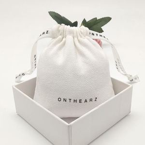 Bolsas de Muselina de Algodón Blancas Personalizadas al por Mayor con Logotipo y Tamaño a Medida, Bolsas Reutilizables para Regalos y Joyería con Cordones Impresos - Product Image 3