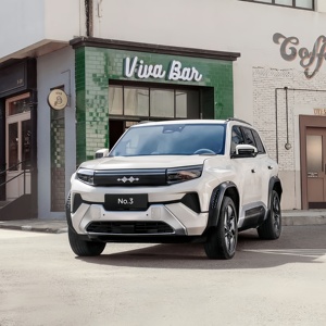 BYD Leopard Titanium 3 EV รุ่น Ultra Edition ระยะทางวิ่ง 501 กม. รถยนต์ไฟฟ้าแบบซีดาน ขับเคลื่อน 4 ล้อ เกียร์อัตโนมัติ พวงมาลัยซ้าย ผลิตที่หูหนาน รถยนต์พลังงานใหม่ - Product Image 5