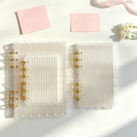 Protège-cahier en acrylique transparent à rayures verticales ondulées, couverture à feuilles mobiles pour A5/A6/A7, étui transparent à 6 trous pour journal