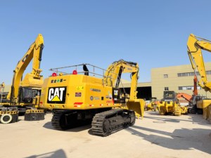 Excavatrice de grande taille CAT 349D2L de 49 tonnes : moteur diesel C13 ACERT, train de roulement robuste, certifiée CE/EPA pour l'exploitation minière intensive - Product Image 4