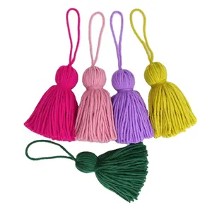 High Quality Customize Handmade Fur String Tassel