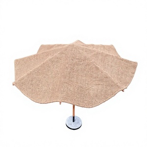Parasol en fibre de coco naturelle de 280 cm de diamètre, écologique, à commande manuelle pour l'ombrage du jardin par Coc - Product Image 1