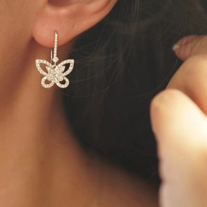 Eleganti Orecchini a Gancio a Farfalla Traforati per Donne, Accessori per Orecchie alla Moda per Uso Quotidiano - Product Image 3