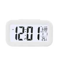 Réveil numérique à prix compétitif Affichage LED Snooze Horloge électronique avec capteur Veilleuse Horloge de table de bureau
