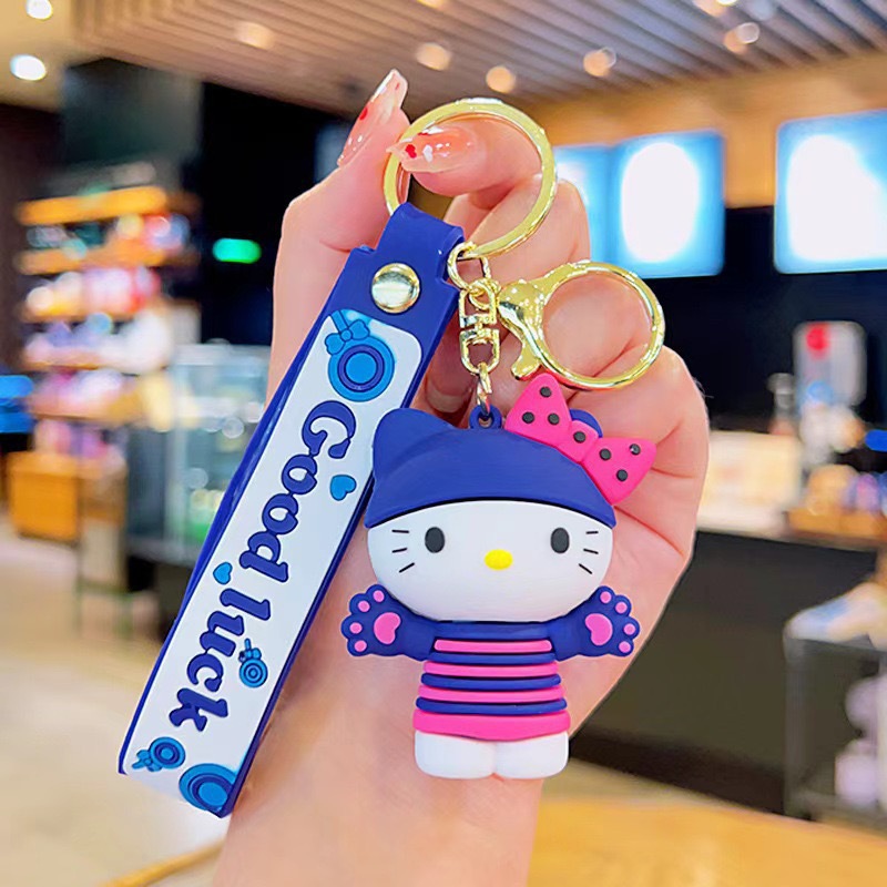 Gato sanrio-kt que cambia de disfraz