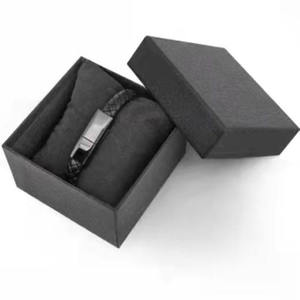 Bracelet en cuir pour homme au design luxueux, bracelet tendance tressé avec fermoir magnétique, bijoux pour accessoire de mode, cadeau - Product Image 3