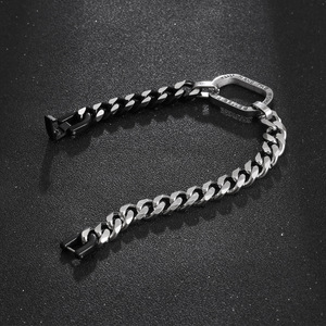 Bracelet en chaîne cubaine en titane pur <span class=keywords><strong>de</strong></span> qualité médicale, finition polie, avec breloque à clip, bijoux pour hommes, <span class=keywords><strong>texte</strong></span> gravé personnalisé - Product Image 2