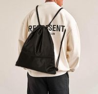 Sac à dos de sport noir unisexe avec compartiment zippé recyclé et cordon de serrage pour la course et la natation – Nouveauté