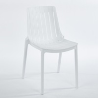 Chaise de salle à manger d'extérieur empilable en plastique PP, sans accoudoirs, avec dossier à lattes évasées, colorée, pour la maison, le café et le restaurant