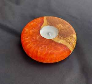 เชิงเทียนเรซิ่นและไม้ทำมือ งานฝีมือประณีตด้วยไม้เนื้อแข็งและเรซิ่น ดีไซน์โดดเด่น ทนทาน และสง่างาม - Product Image 4