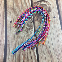 Vente en Gros de Tresses de Cheveux Hip Hop Colorées Ethniques faites à la Main en Stock à Vendre Conception Personnalisée Acceptée