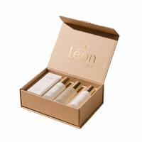 Boîtes en carton rigide de luxe avec doublure en éponge en matériaux recyclés, fermeture magnétique, logo personnalisé pour l'emballage cosmétique